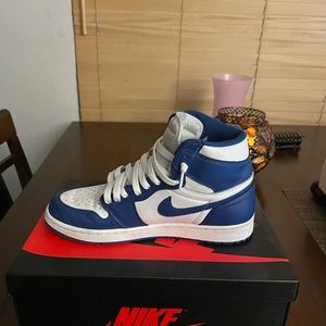Jordan 1 Retro Storm Blue